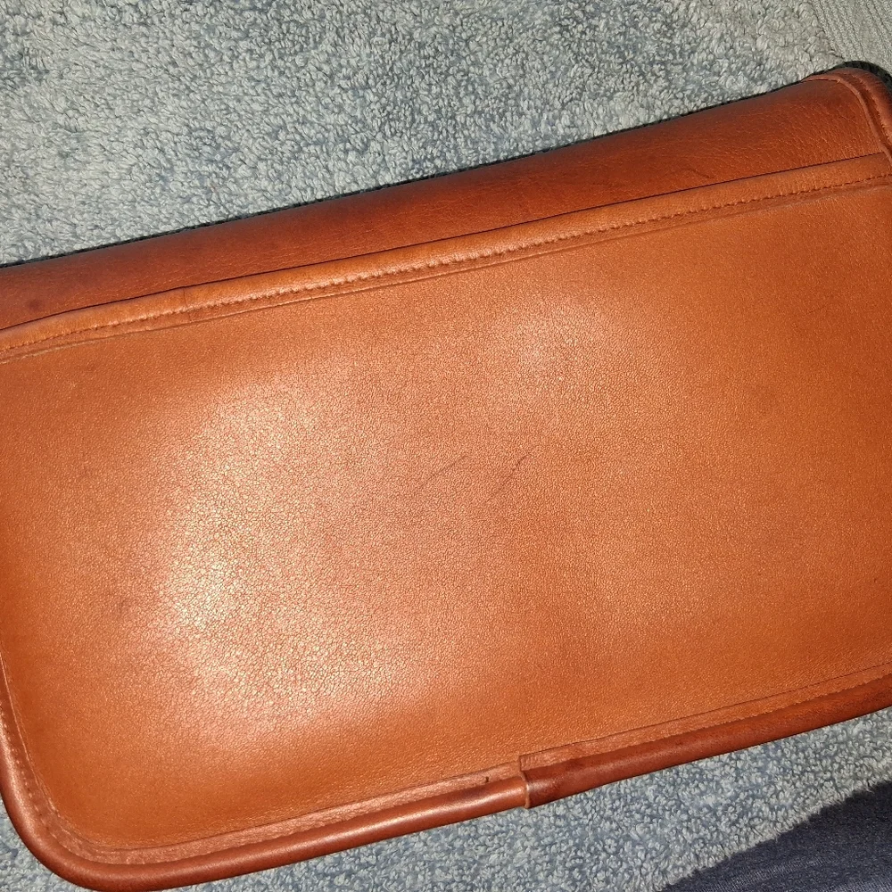 Vintage Coach Pocket Purse - Picture 9 of 16